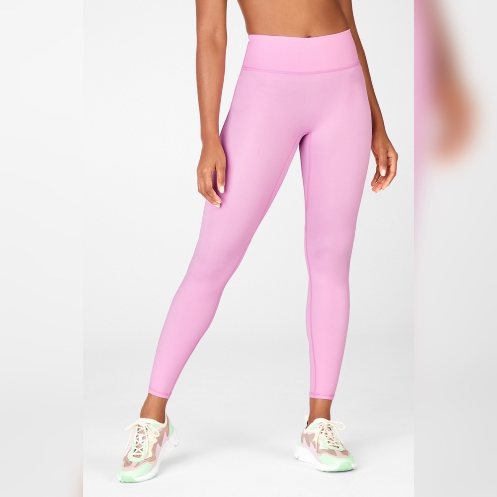 Anywhere High-Waisted Legging Fabletics Misty Lilac